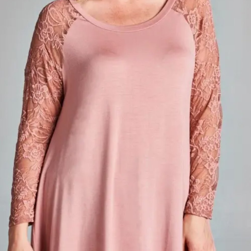 Women's Lace Top - Curvy MAUVE